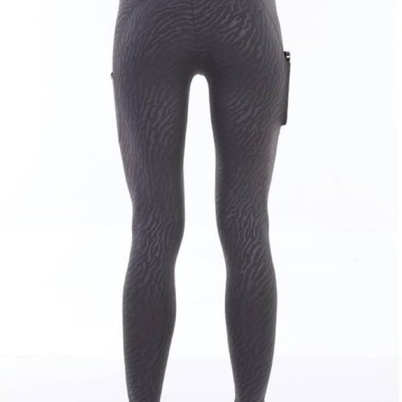 CM fashion pocketed zebra print leggings NWT - Picture 5 of 9